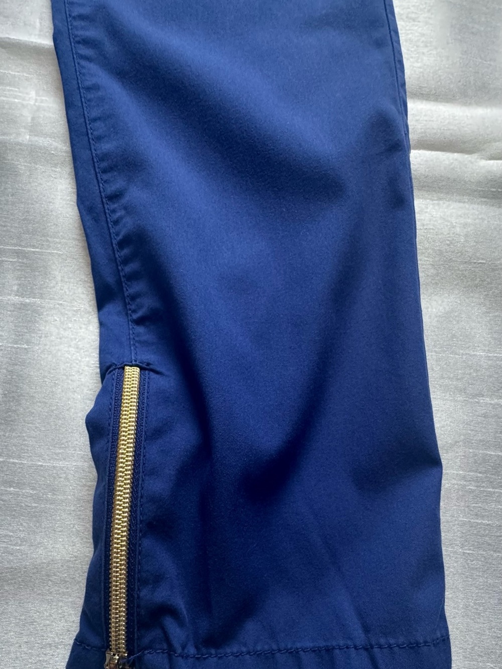✨ JAANUU Galaxy Blue Premium Scrub Set (Size Small) ✨ - Picture 5 of 6
